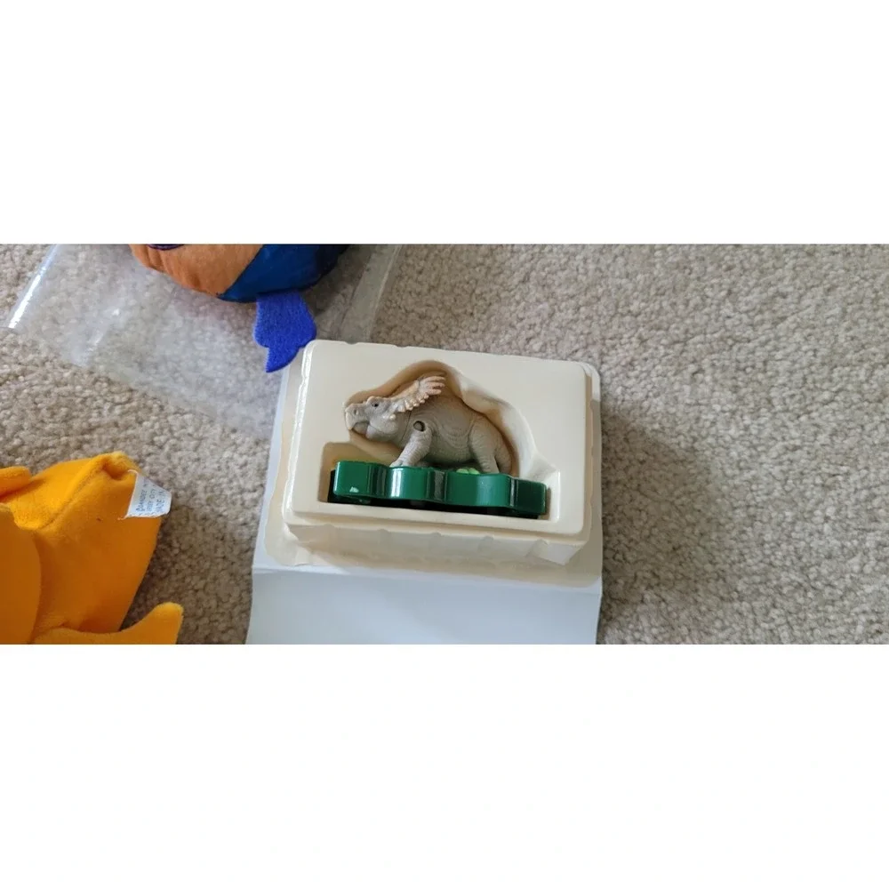 Huge Lot (92) of Vintage Mostly McDonalds Toys! Disney, & More‎
